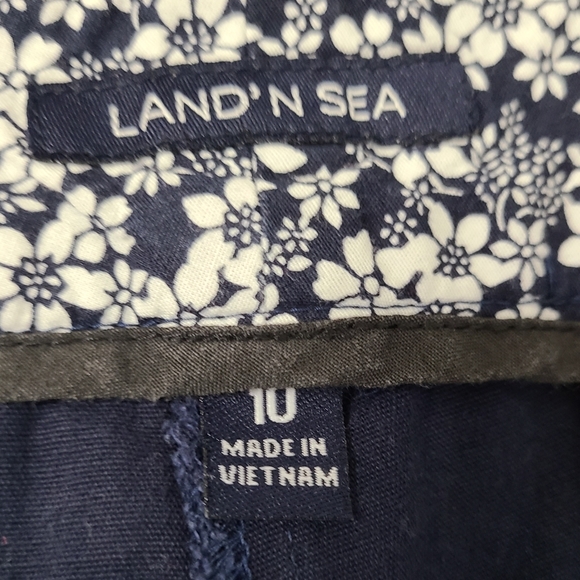 (539) Land and Sea Woman's Flat Front Shorts, Size: 10 Color: Navy Blue - Picture 7 of 15